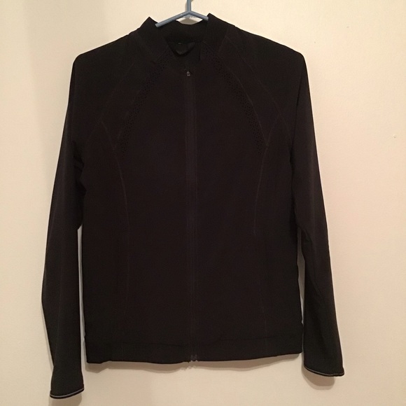 NWOT Lululemon Black Hit It Jacket - Picture 4 of 6